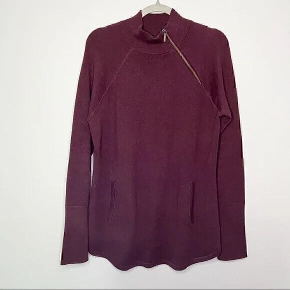 TAHARI Pullover Womens Size Small Shoulder Zip Detail Burgundy, Aubergine
